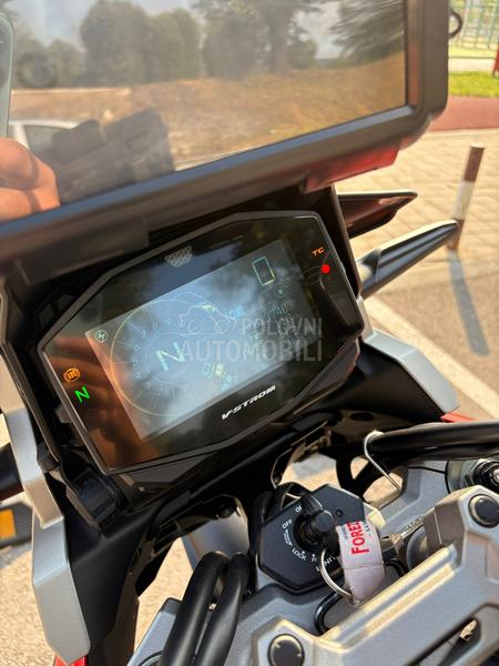Suzuki V Strom 1050 XT