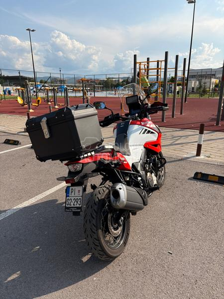 Suzuki V Strom 1050 XT