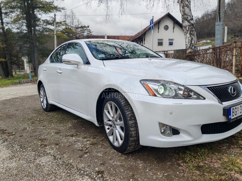 Lexus IS 220 