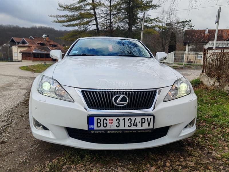 Lexus IS 220 