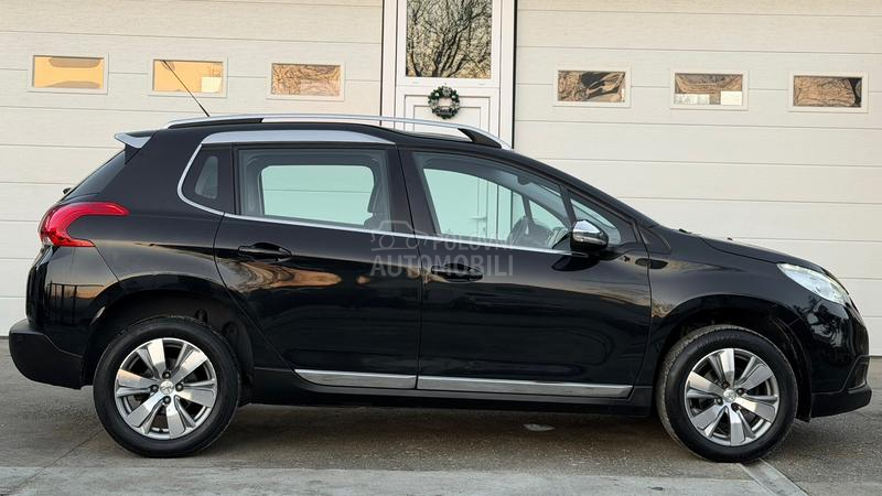 Peugeot 2008 SERV.ISNA