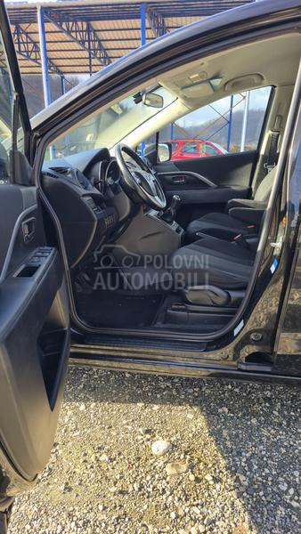 Mazda 5 2.0 b