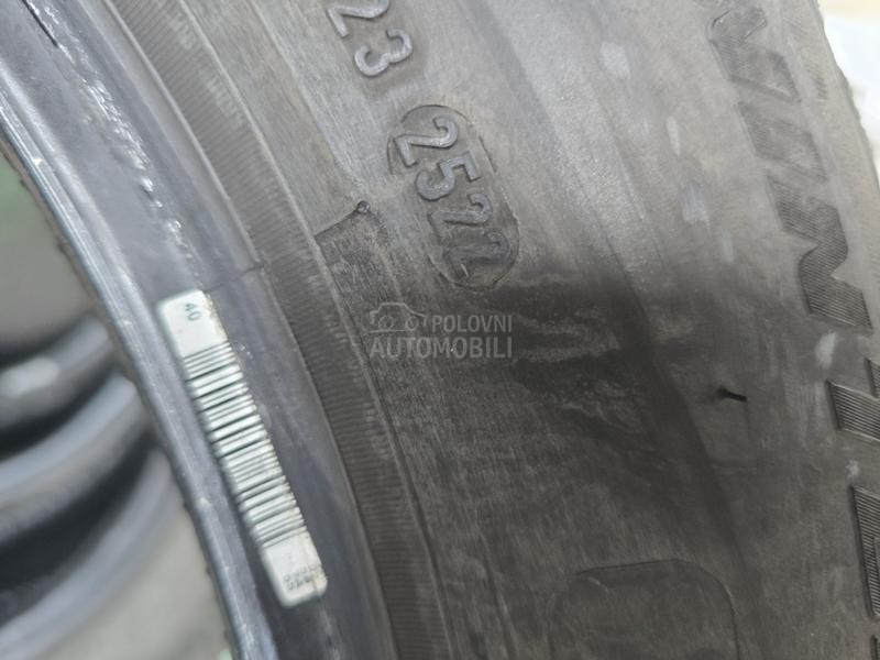 Pirelli 205/60 R16 Zimska