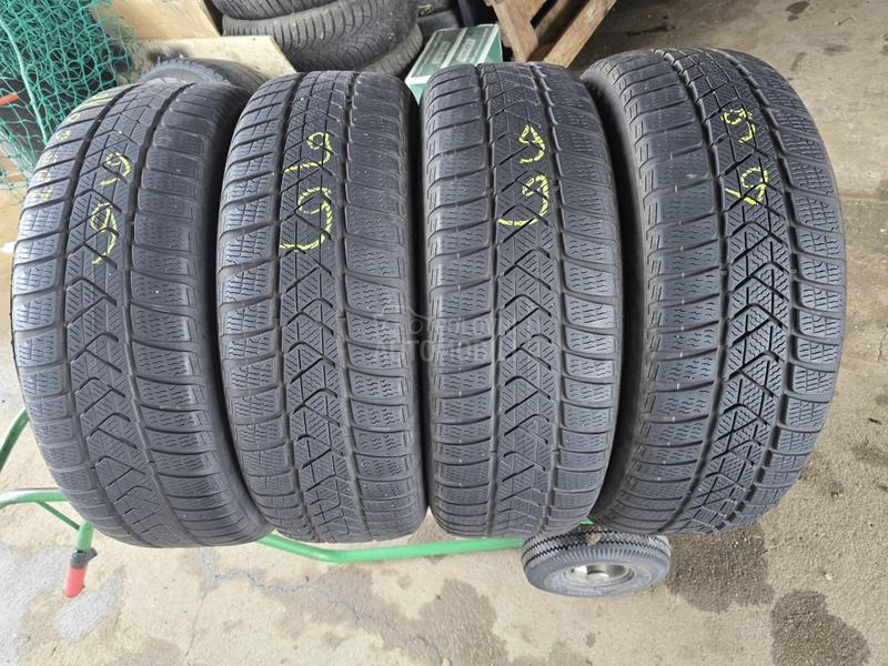 Pirelli 205/60 R16 Zimska
