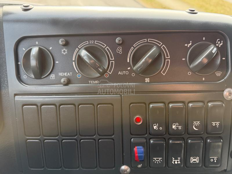 MAN 26.413 PALFINGER dzojstik