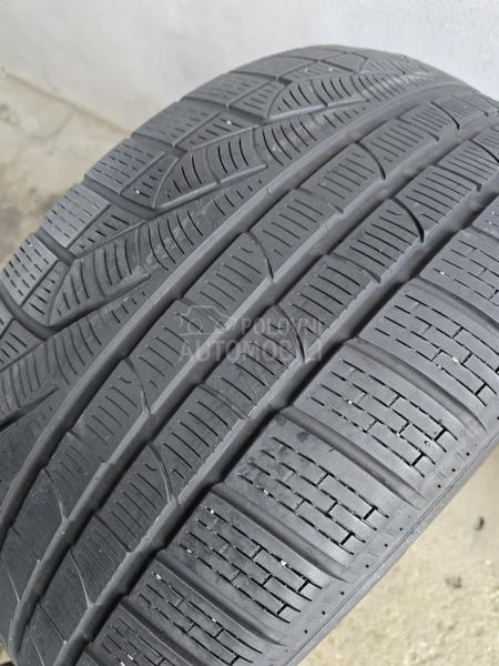 Pirelli 275/40 R19 Zimska