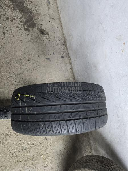 Pirelli 275/40 R19 Zimska