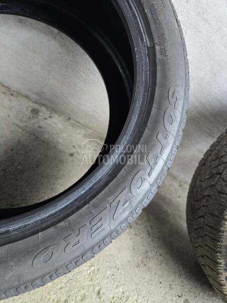 Pirelli 275/40 R19 Zimska