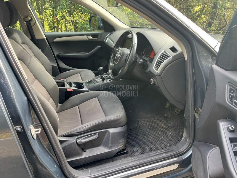 Audi Q5 4x4 2011. god. -  kompletan auto u delovima