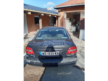 Volvo S40 