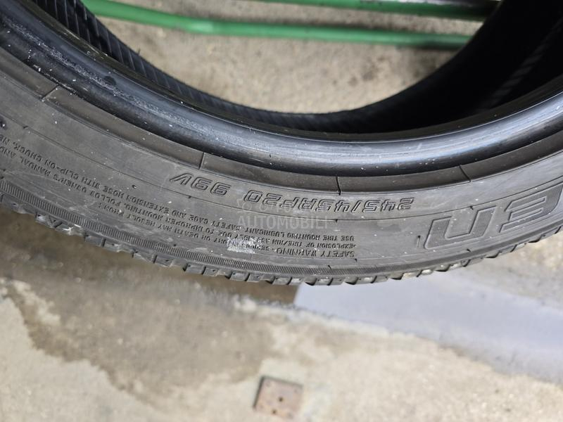 Falken 245/45 R20 Zimska