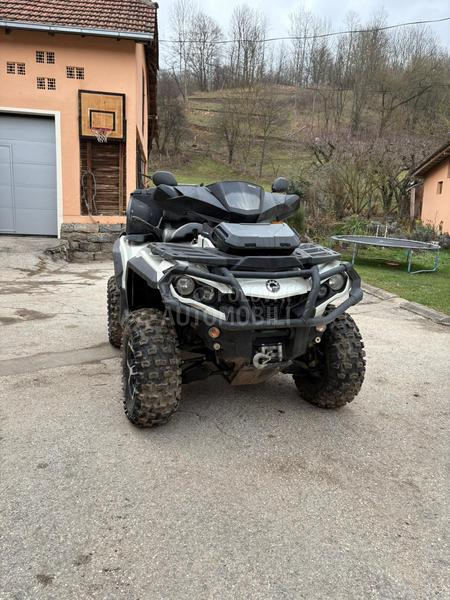 Can-Am Outlander