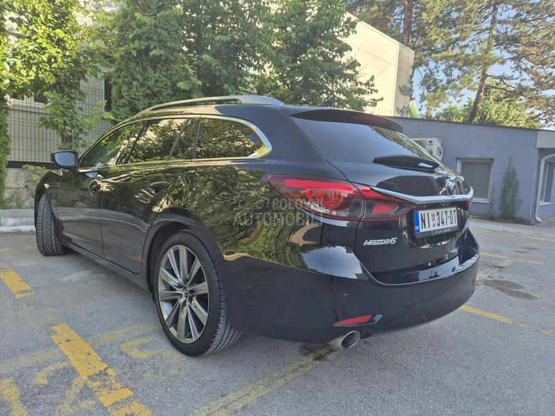 Mazda 6 