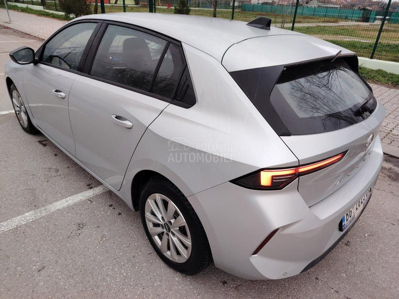 Opel Astra L 