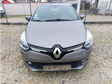 Renault Clio 0.9tce 2012. god. -  kompletan auto u delovima