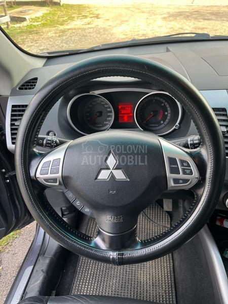 Mitsubishi Outlander 2.0 DiD