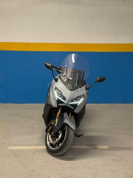 Yamaha t max tech max