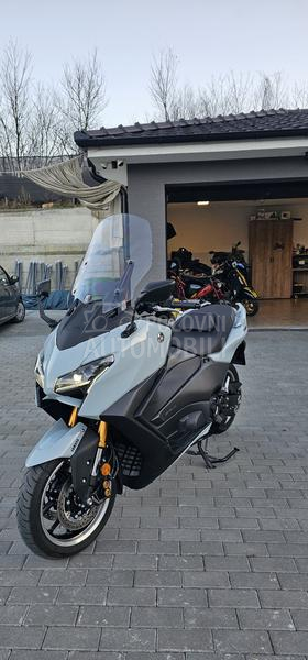 Yamaha t max tech max
