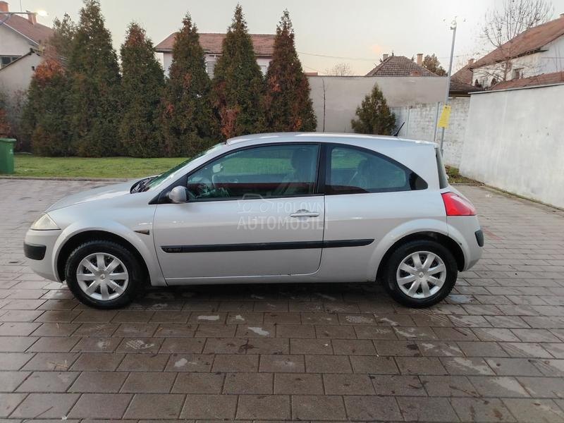 Renault Megane 1.4 16v