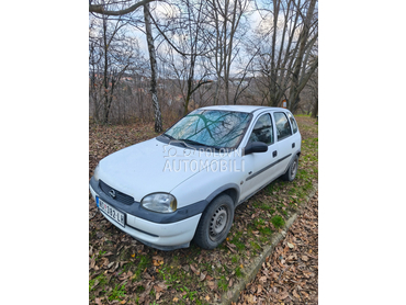 Opel Corsa B 