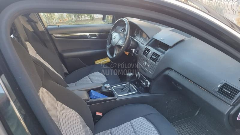 Mercedes Benz C 220 2.2 CDI