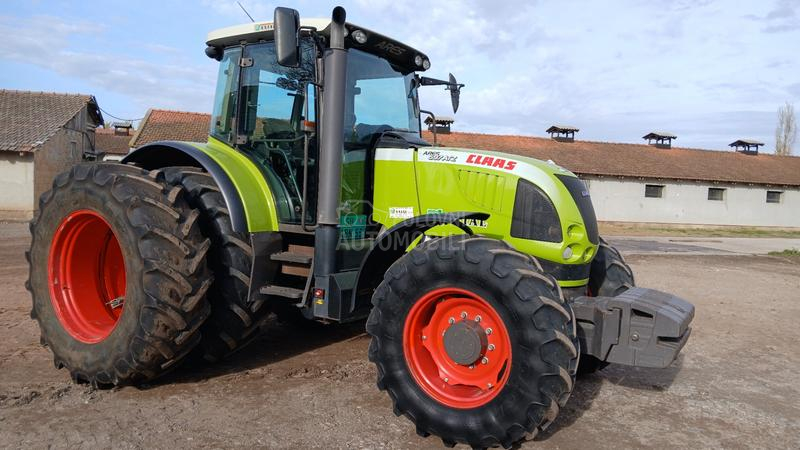 Claas Ares 697