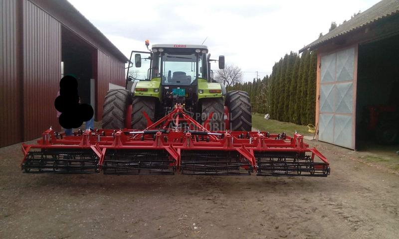 Claas Ares 697