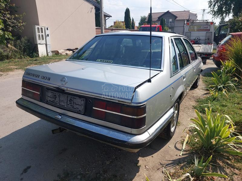 Opel Senator 