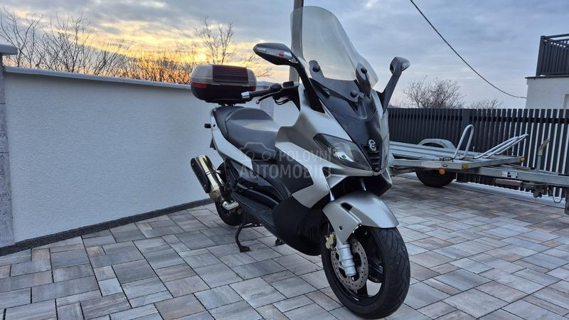 Gilera Nexus 500