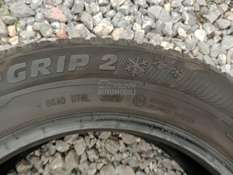Semperit 185/65 R15 Zimska