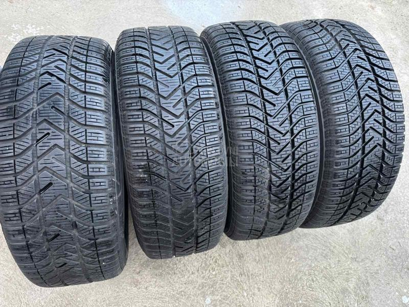 Pirelli 205/55 R16 Zimska