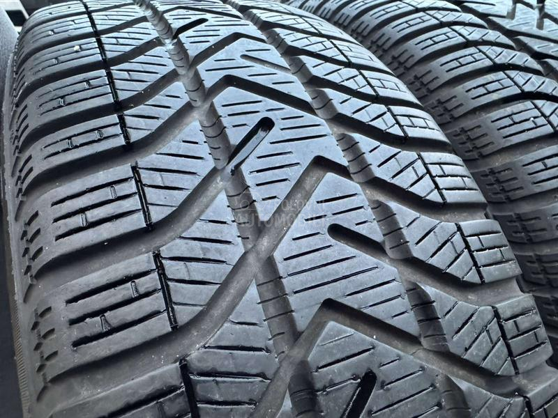 Pirelli 205/55 R16 Zimska