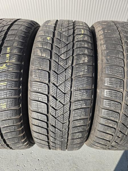 Pirelli 205/55 R17 Zimska