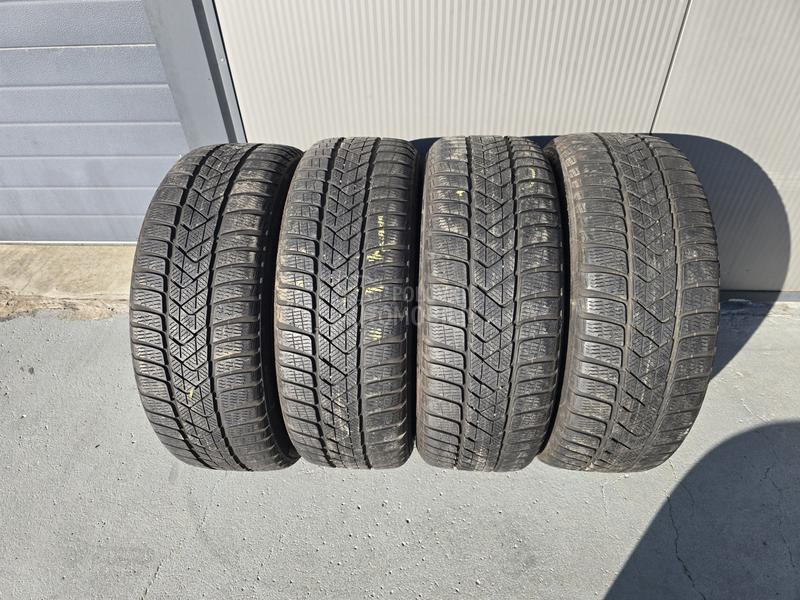 Pirelli 205/55 R17 Zimska