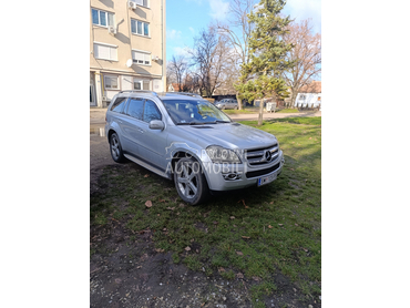 Mercedes Benz GL 320 