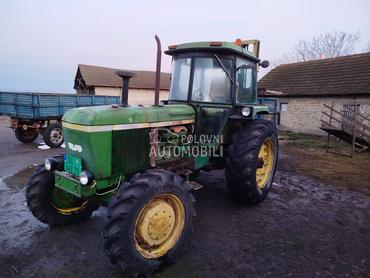John Deere 4230