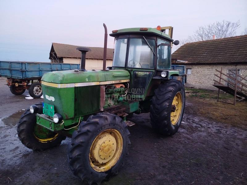 John Deere 4230