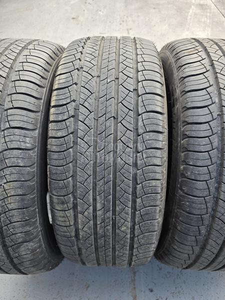 Goodyear 235/55 R17 Letnja