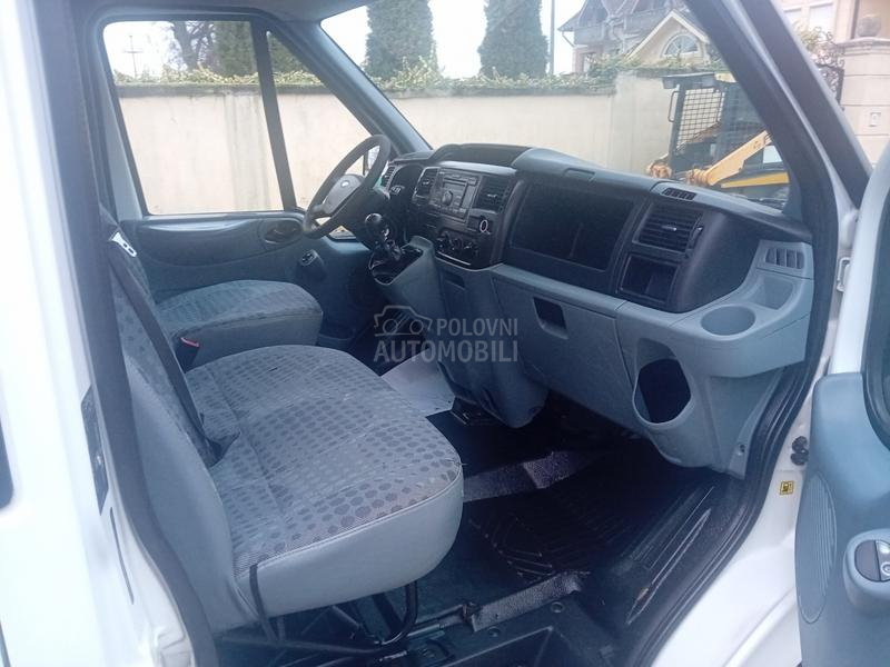 Ford Tranzit
