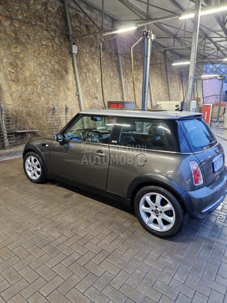 MINI Cooper 2500eu samo danas