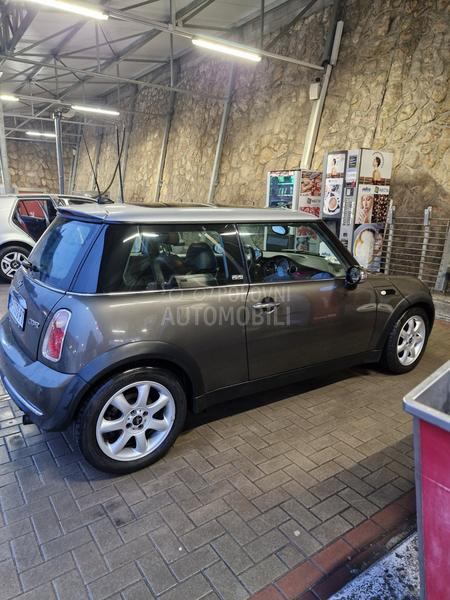 MINI Cooper 2500eu samo danas