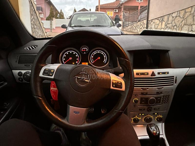 Opel Astra H 