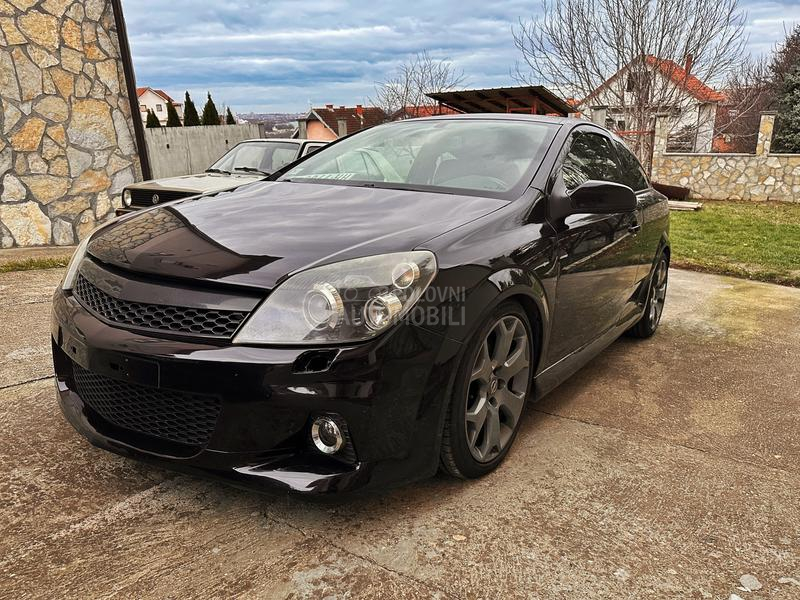 Opel Astra H 