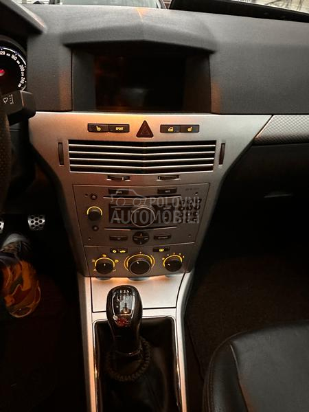 Opel Astra H 