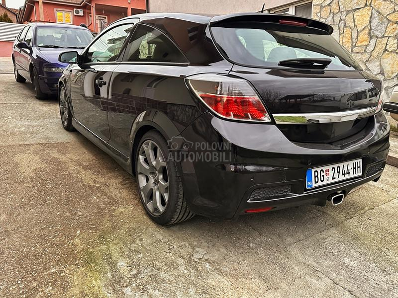 Opel Astra H 
