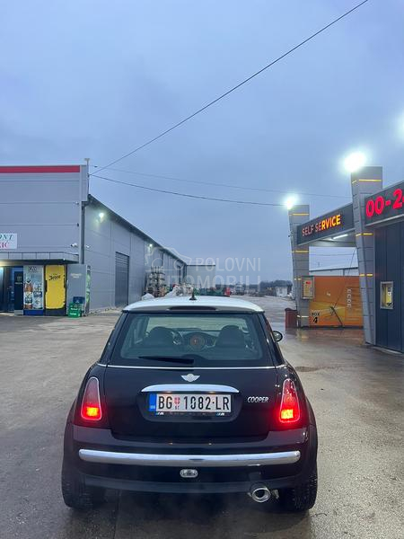 MINI Cooper 