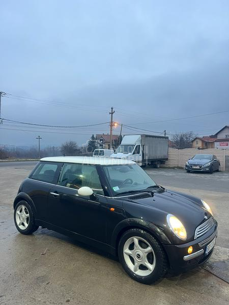 MINI Cooper 