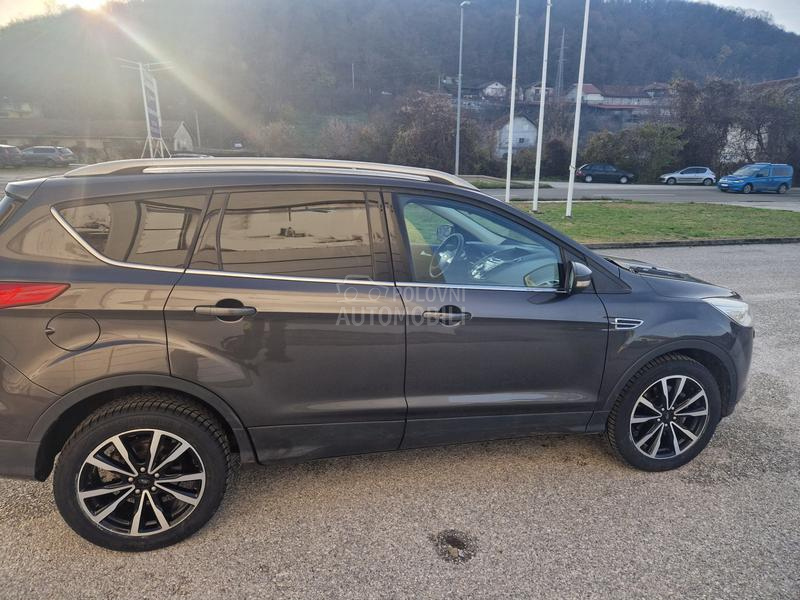 Ford Kuga 