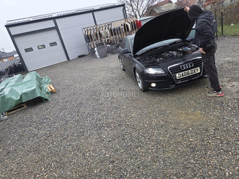 Audi A4 -  kompletan auto u delovima