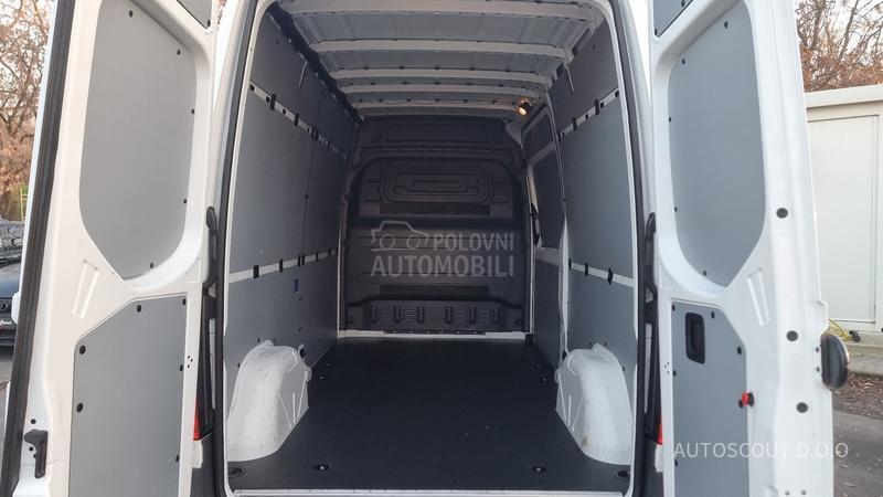 Mercedes Benz Sprinter eSprinter L2H2